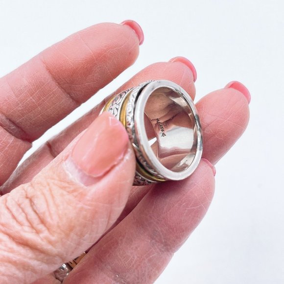 Silpada 925 & Brass Floral Spinner R2293 Band Ring - Size 8.5 - Picture 5 of 8